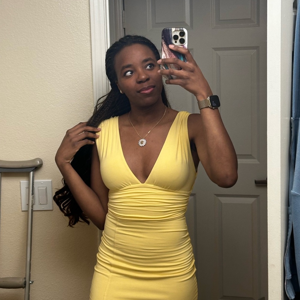 Meet your Posher, Ange-celia